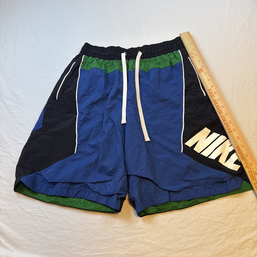 Nike  Shorts MENS XL DRAWSTRING  LOGO COLORBLOCK SHORTS - Picture 3 of 9